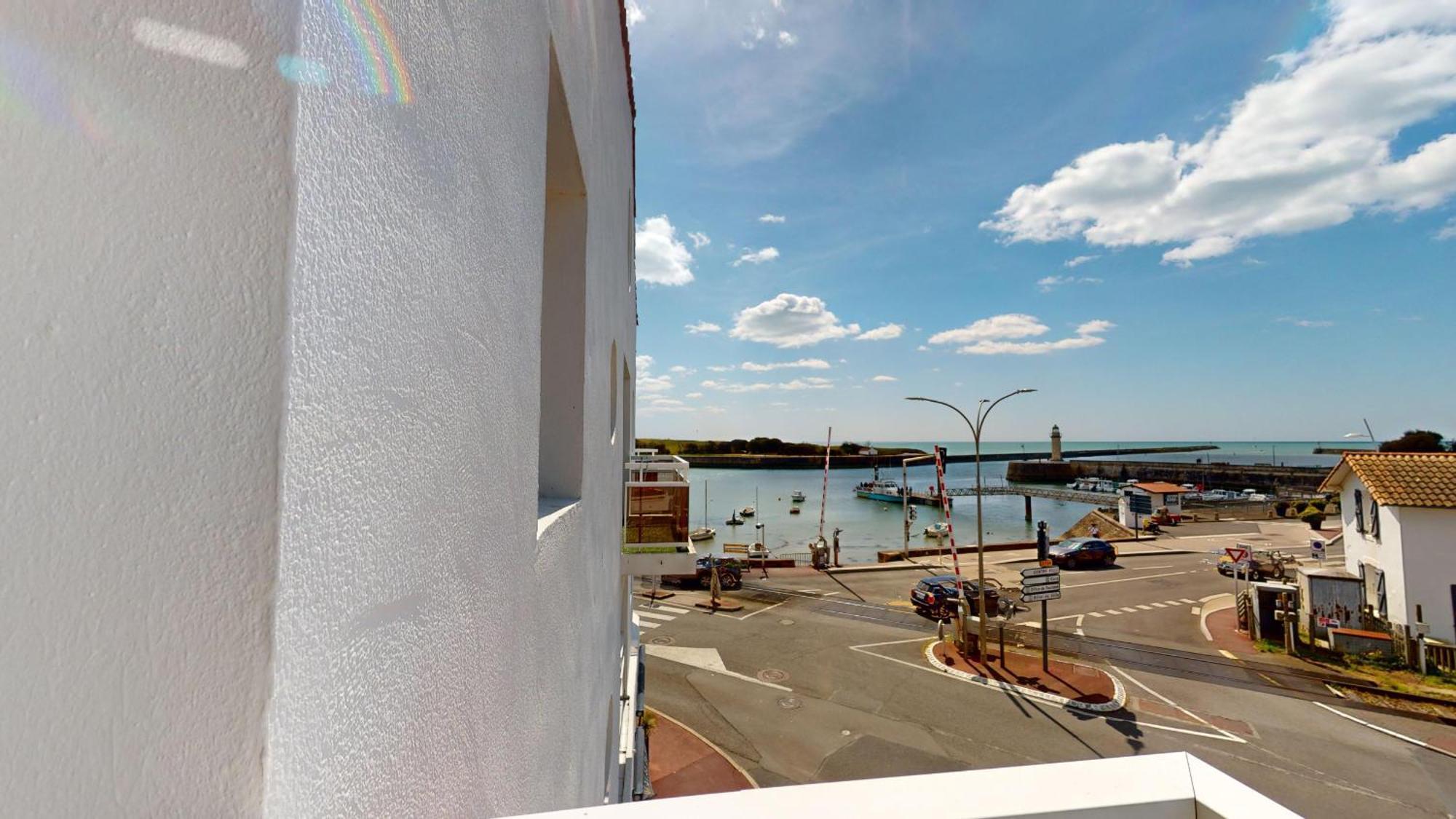 Le Phare Du Port Apartment แซงต์-ฌีย์-ครัว-เดอ-วี ภายนอก รูปภาพ